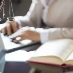 Zarządzenie o zwrocie pozwu co dalej? Uniknij błędów i strat